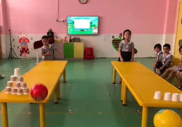 正以法治為舟載著對(duì)千萬兒童的期許駛向更廣闊的教育藍(lán)海