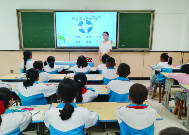 課程群組讓學生在自主選擇主動參與中充沛開發自己的潛能